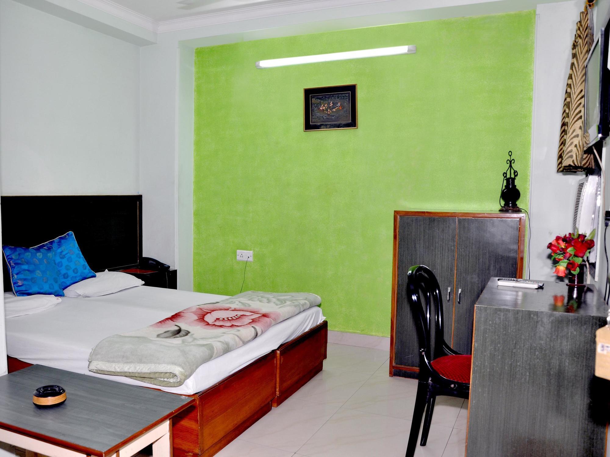 Oyo 3472 Hotel Rama Inn New Delhi Eksteriør bilde