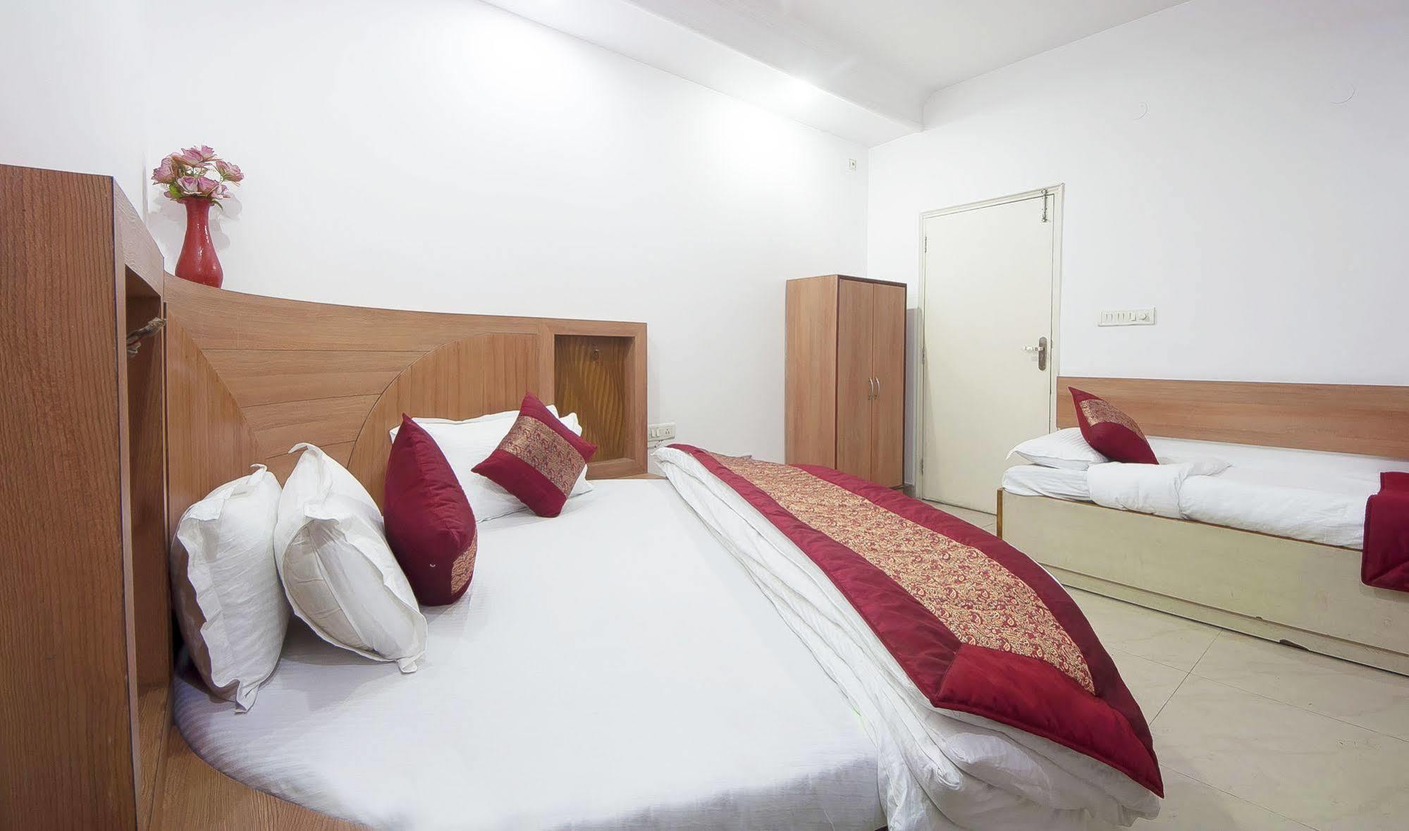 Oyo 3472 Hotel Rama Inn New Delhi Eksteriør bilde